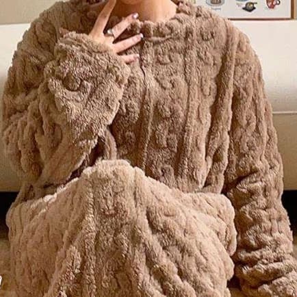 渦巻き模様の大判ポンチョ風ブランケット