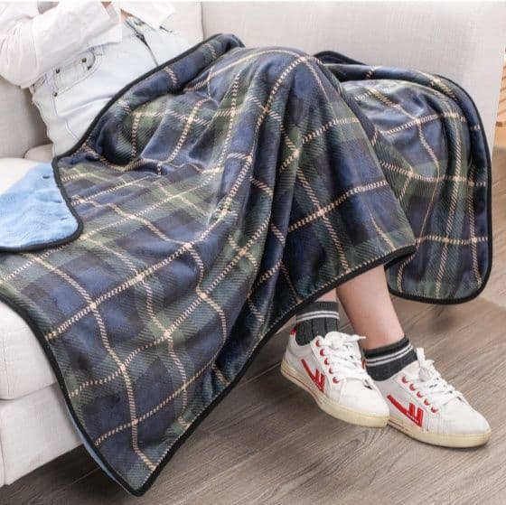 ブランケット 格子模様の肩掛けるぬくもり