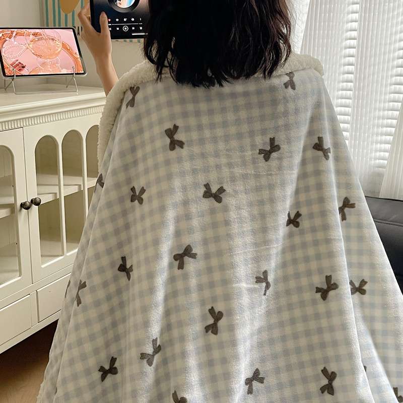 パンダプリントニットブランケット