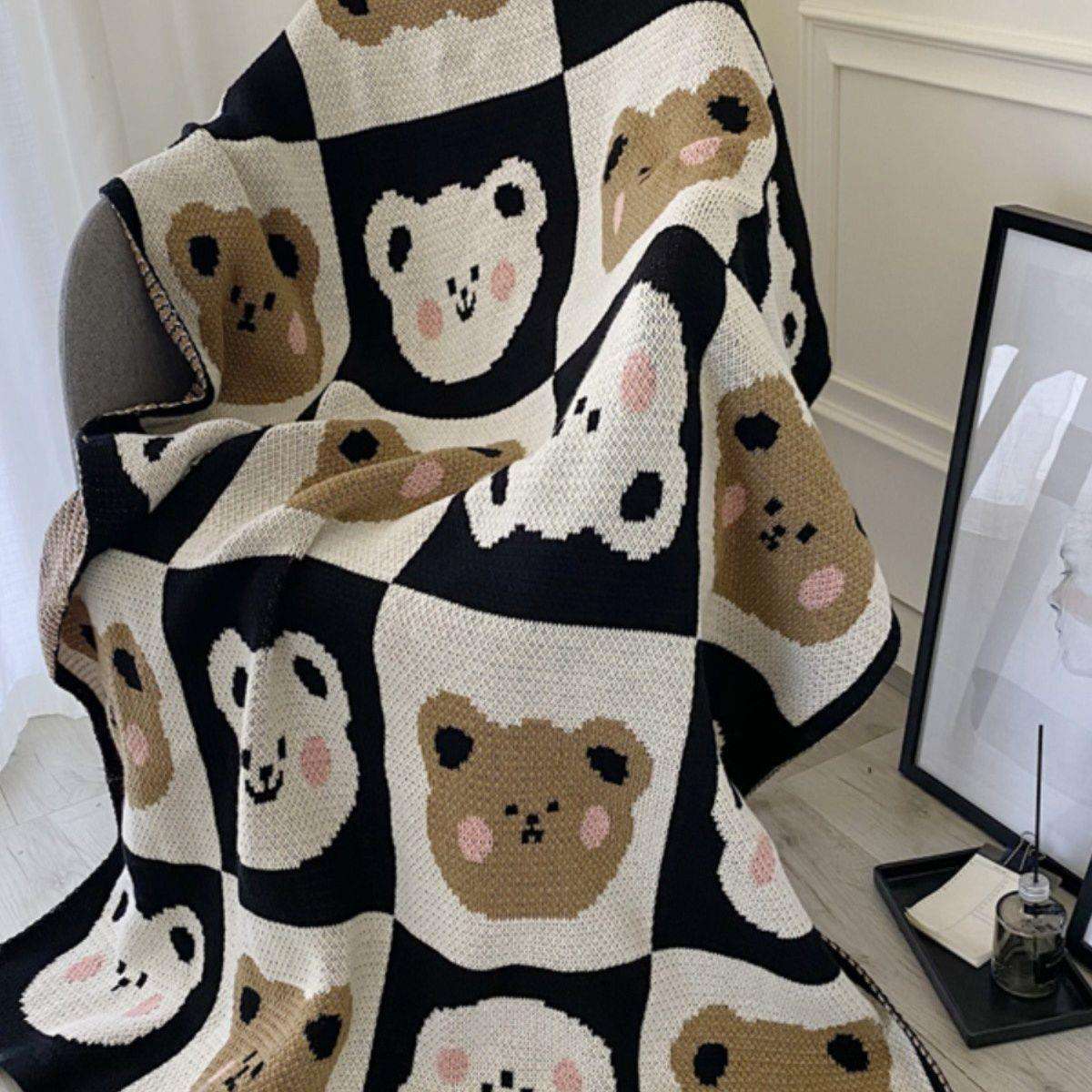 ねこちゃんモチーフのあったかお昼寝ブランケット