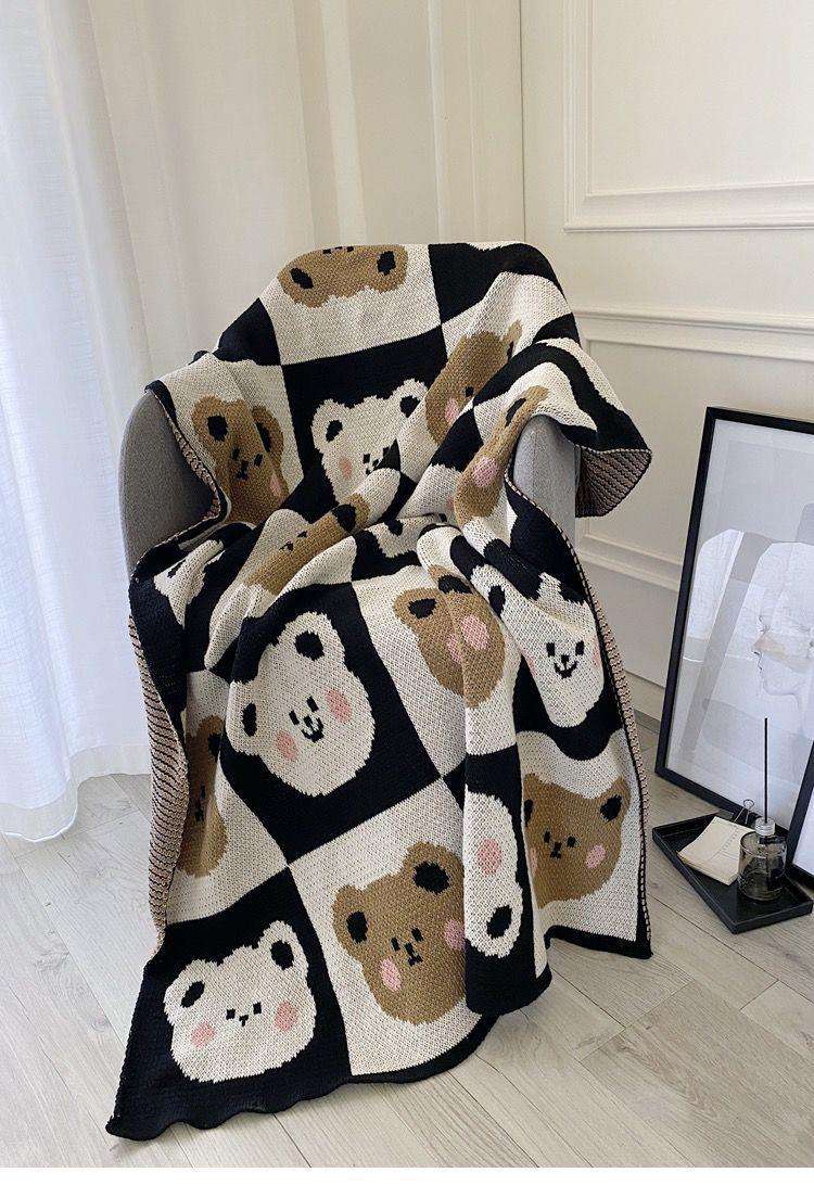 ねこちゃんモチーフのあったかお昼寝ブランケット